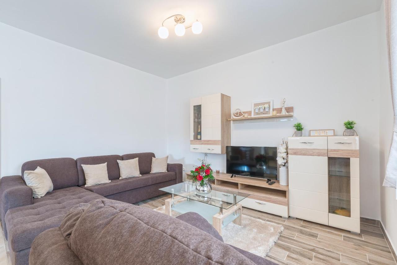 Apartman Tea Privlaka  Εξωτερικό φωτογραφία